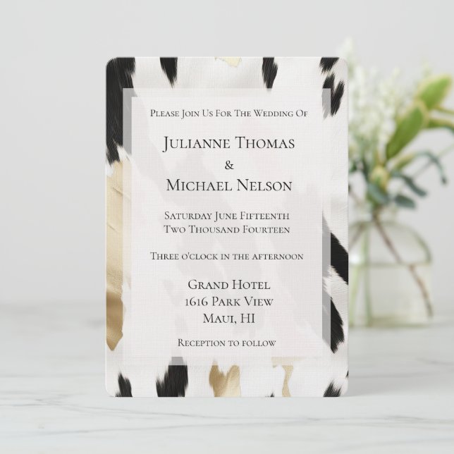 Black White Guld Glam Cowhide Southwest Bröllop Inbjudningar (Stående Fram)