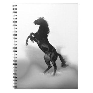Black White Horse Anteckningsbok Med Spiral