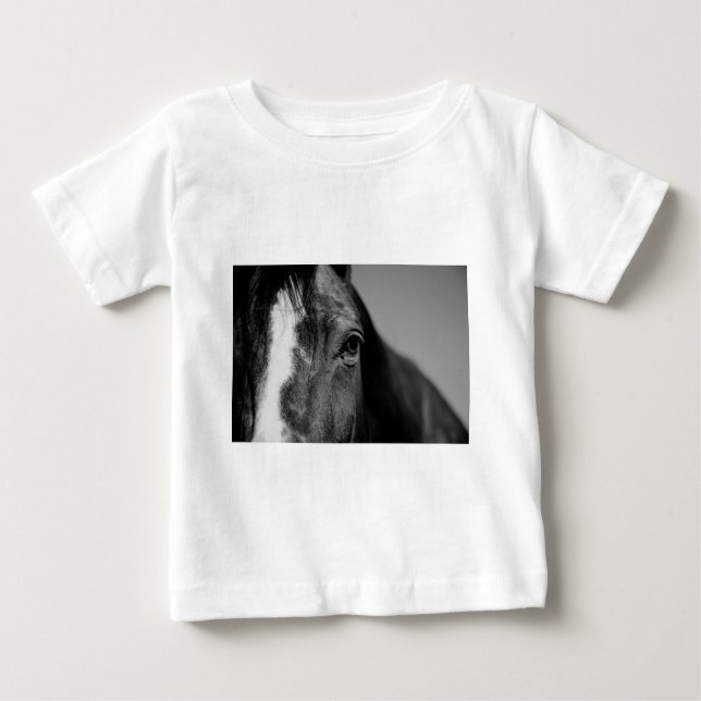 Black White Horse Öga Artwork Tee (Framsida)