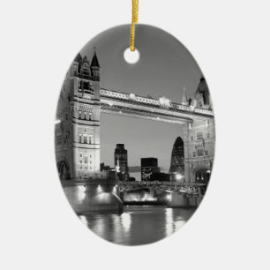 Black White London Torn Bridge Julgransprydnad Keramik