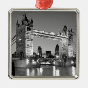 Black White London Torn Bridge Julgransprydnad Metall