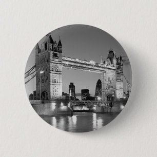 Black White London Torn Bridge Knapp