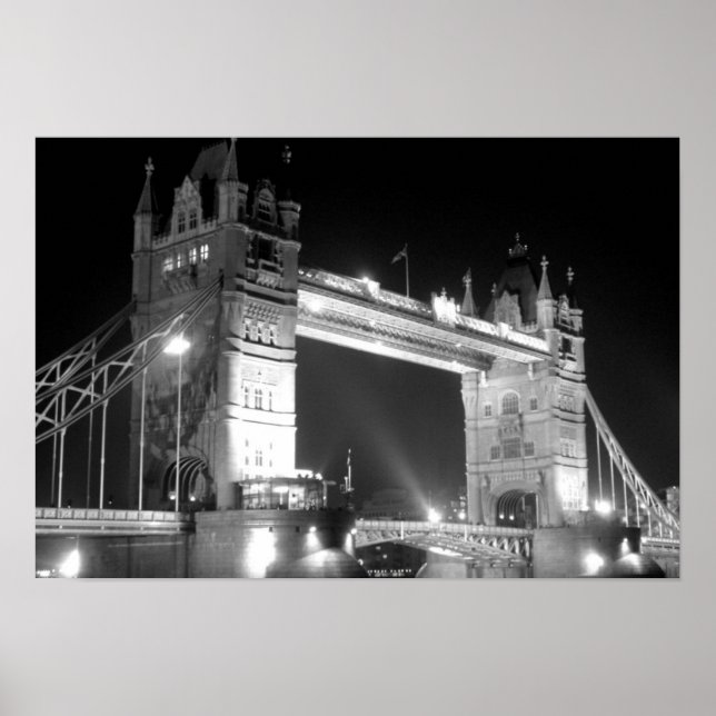 Black White London Torn Bridge Poster (Framsidan)