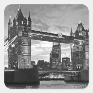 Black White London Torn Bridge UK Travel Fyrkantigt Klistermärke