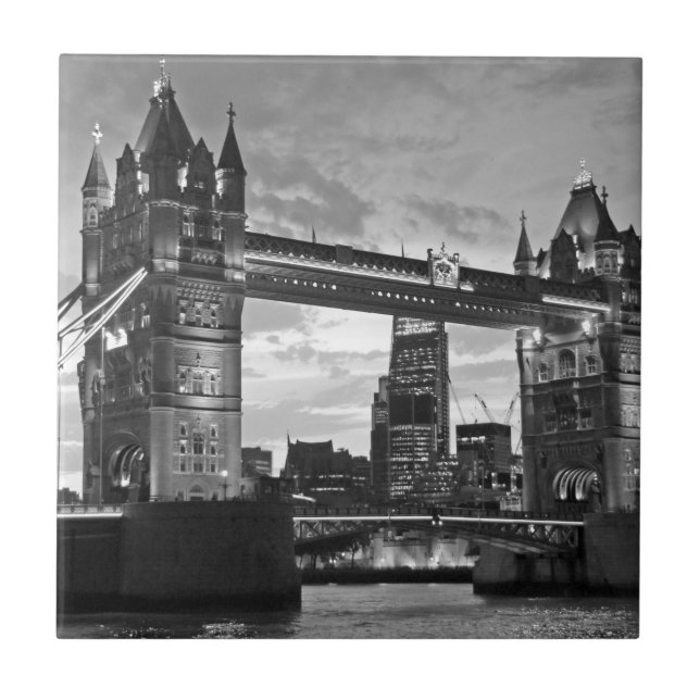 Black White London Torn Bridge UK Travel Kakelplatta (Framsidan)