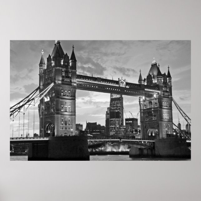 Black White London Torn Bridge UK Travel Poster (Framsidan)