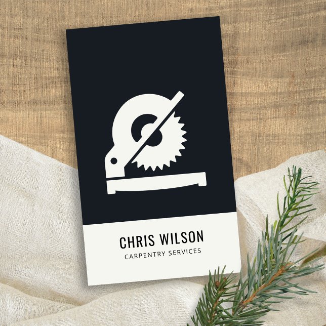 BLACK & WHITE MODERN CARPENTRY SERVICES SAW VERKTY VISITKORT (Skapare uppladdad)