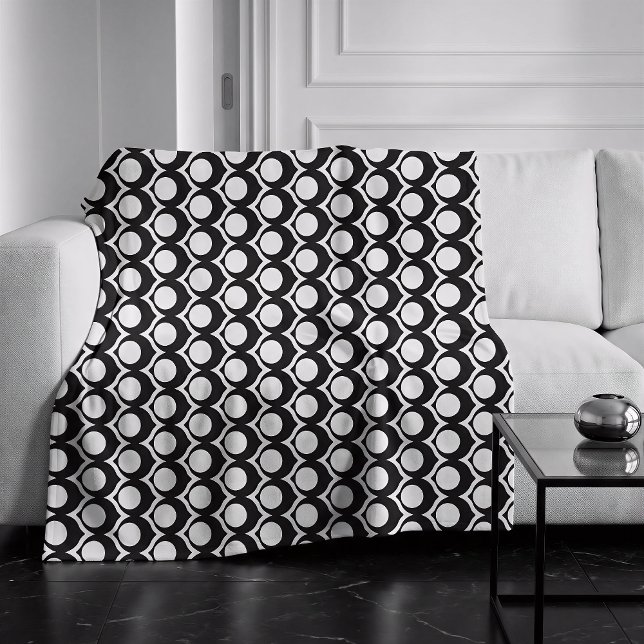 Black White Modern Geometric Pattern  Fleecefilt (Skapare uppladdad)