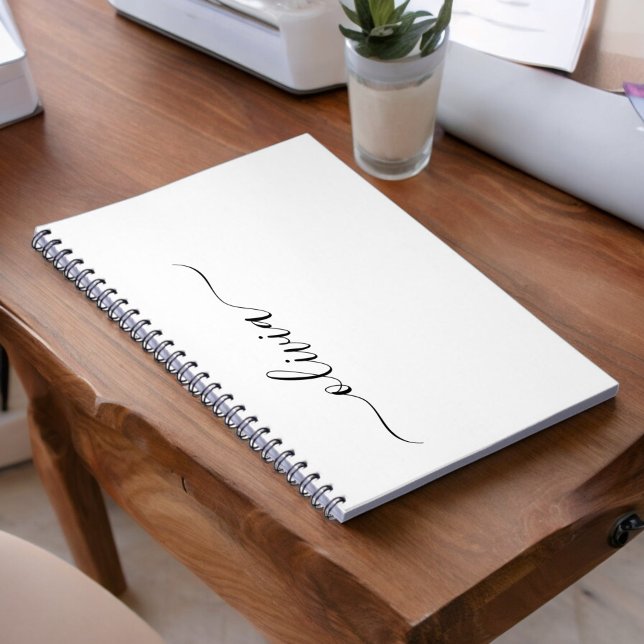 Black White Modern Script Girly Monogram Namn Anteckningsbok (Skapare uppladdad)