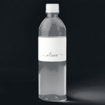 Black White Modern Script Girly Monogram Namn Vattenflaskor Etikett<br><div class="desc">Svart och vit Monogram Namn Vattenflaska-etikett. Det gör perfekten söt 16-årsjubileum,  bröllop,  möhippa,  årsdag,  kväll,  babydusch eller bachelorette-fest för någon som glam lyxen och chic stilar i kärlek.</div>