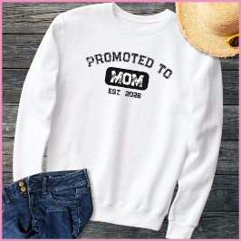 Black & White Mom To Be 2026 New Mama T Shirt