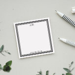 Black White Monogrammed Post-it Block<br><div class="desc">Monogrammed post-it-anteckningar med svart ram. Lägg till initialer och namn. En vanlig elegant-design.</div>