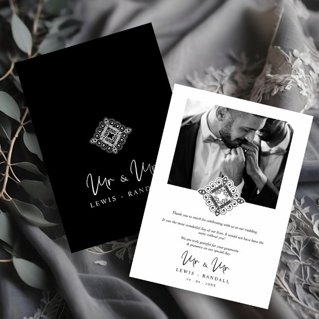Black & White Mr & Mr Ornamental Flourish Photo Tack Kort (Black & White Mr & Mr Ornamental Flourish Photo Gay LGBT Wedding Thank You Card with Envelope.)