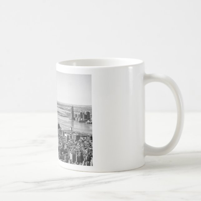 Black White New York City Skyline Kaffemugg (Höger)