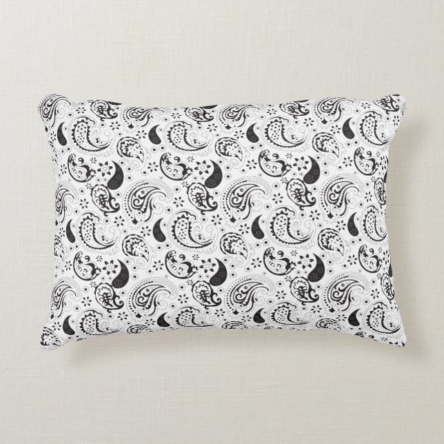 Black & White Paisley Pattern –Elegant Textile Art Prydnadskudde (Framsidan)