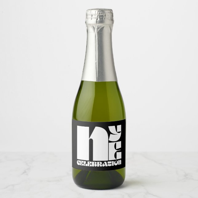 Black White Retro Typography Nyårsafton Party (Framsida)