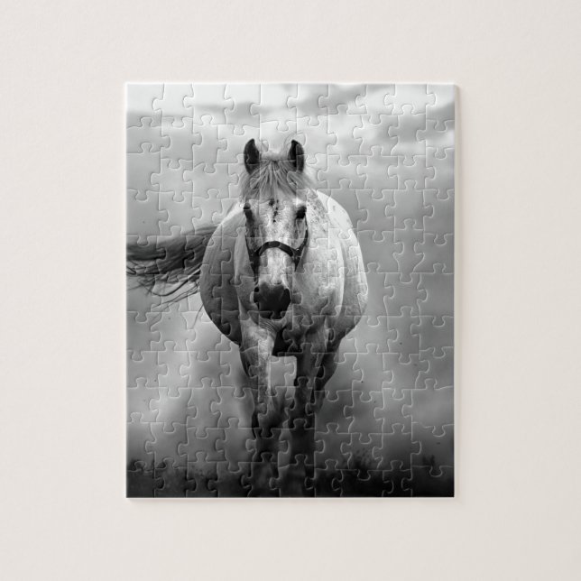 Black White Running Horse Freedom Pussel (Vertikal)