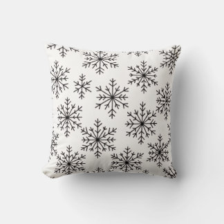 Black & White Snowflake Throw Pillow – Minimalist  Kudde