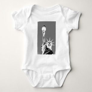 Black & White Statueof Liberty New York City T-shirt