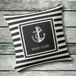 Black White Stripe Nautical Anchor Boat Namn Kudde<br><div class="desc">En nautisk design med ett ankare,  snyggt marin svart och vitt rand och personlig med din båt namn. Designad av Thisisnotme©</div>