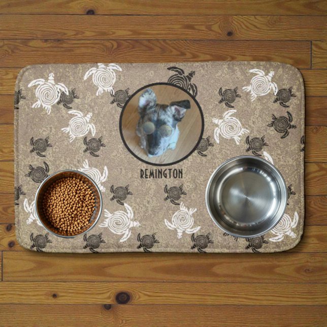 Black White Tribal Art Sea Turtles Custom Photo Badrumsmatta (Cute mat with custom photo and text for a pet area. )