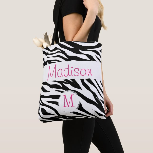 Black White Zebra Animal Print Initial Monogram Tygkasse (Närbild)