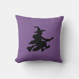 Black Witches on Purple Kudde