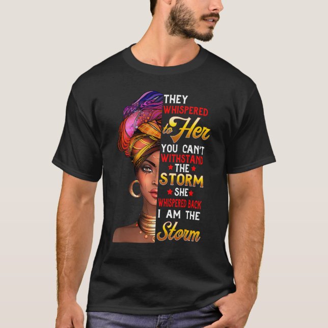 Black Women They Whispered To Her You Can t Withst T Shirt (Framsida)