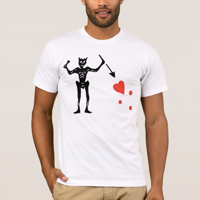 Blackbeard Flagga Reverse Tee Shirt (Framsida)