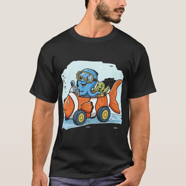 Bläckfisk & Sköldpadda – Undervattensbilstur T Shirt (Framsida)