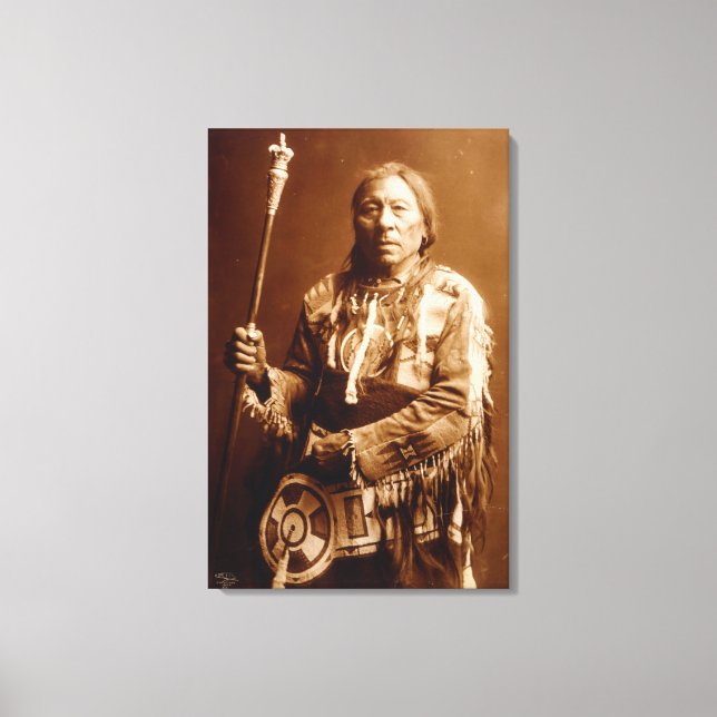Blackfoot Chief Aatsista-Mahkan Canvas Art (Framsida)