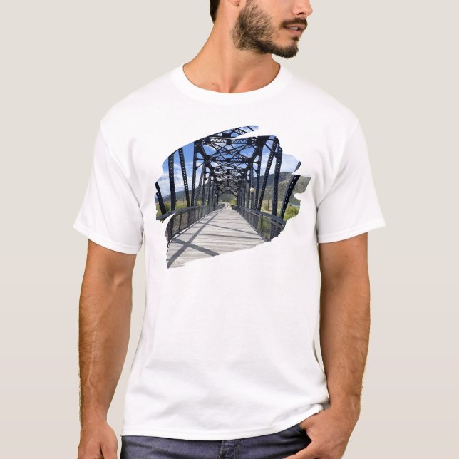 Blackfoot River Crossing T Shirt (Framsida)