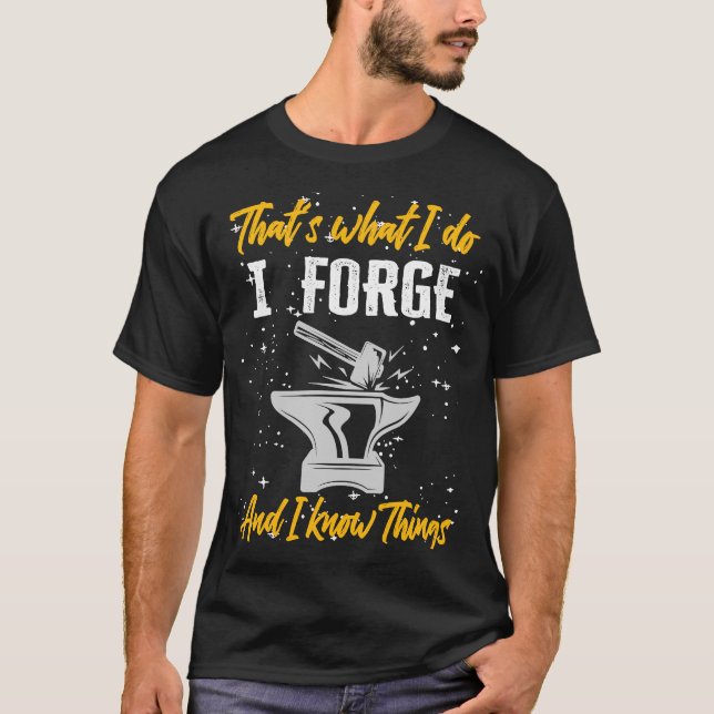 BLACKSMITH METALL WORKER BLADESMITH T SHIRT (Framsida)