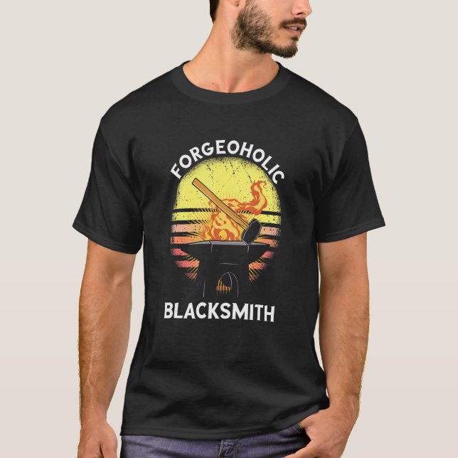 Blacksmith Retro Forge Verktyg Forging Metalworkin T Shirt (Framsida)