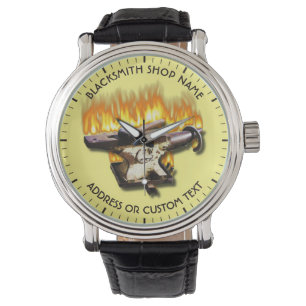 Blacksmith Shop med ondska och hammare i brand Armbandsur