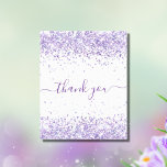Blådagens våldsamma glitter-damm tack.<br><div class="desc">Ett feminin- och elegant födelsedagstack. En vit chic bakgrund. Med lila,  violet faux glitter stoft. På framsidan av stora bokstäver och texten: Tack. Tillbaka: Anpassa och lägg till tackkort och namn. Namn är skrivet med ett modernt handskript i stil.</div>