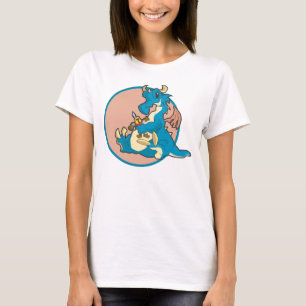 Blådrake leker med en stuffad Knight figur T Shirt