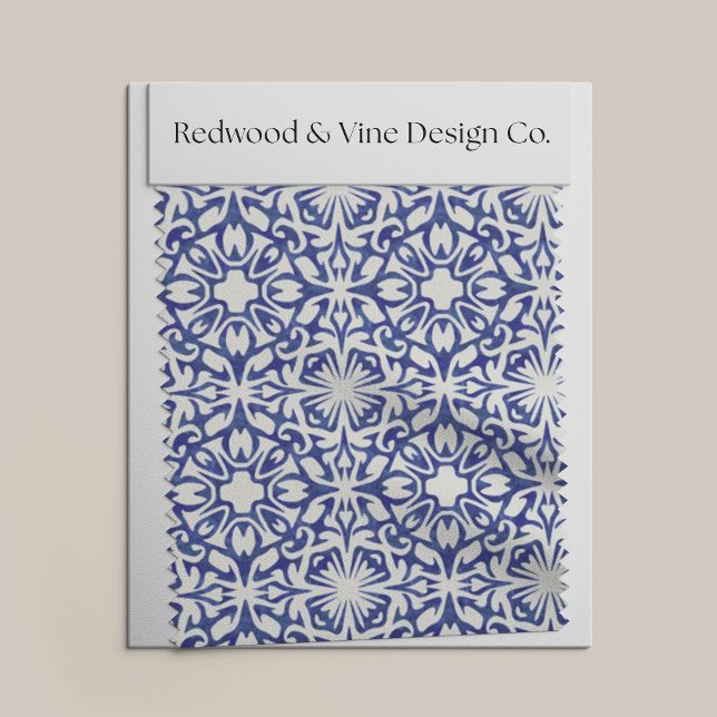 Blåfärgad och vit vattenfärg Spanska plattan Mönst Tyg (Skapare uppladdad)