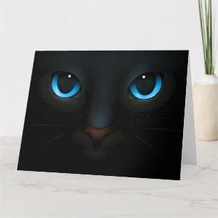 Blåfärgad svart katt som blandas i nattkonsten tack kort