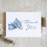 Blåfärgade Baby-skor för babyskor Tack Kort<br><div class="desc">Skicka tack till dina gäster med anpassadets babydusch tack vare ditt kort. Den har en vattenfärgad illustration av en vacker blå babydusch. Anpassa den här babyduschen tack vare ditt kort genom att lägga till dina detaljer. Det här blåfärgade kortet är perfekt för det är pojkduschar.</div>