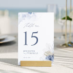 Blåfärgkorall och stranden på stranden bordsnummer<br><div class="desc">Eleganten under havets tema Bröllopakort i bord har dammiga blåfärgkorall och seaseller,  snyggtens manus och typsnittsuppgifter,  modern och romantisk,  underbar för havets temade sommarbröllop,  vintertropisk destinationsbröllop,  kusthav,  temed party. Visa alla matchande delar i samlingen.</div>
