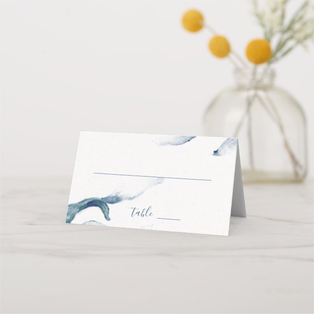 Blåfärgsromantisk contemporary bröllop placeringskort (Framsida)