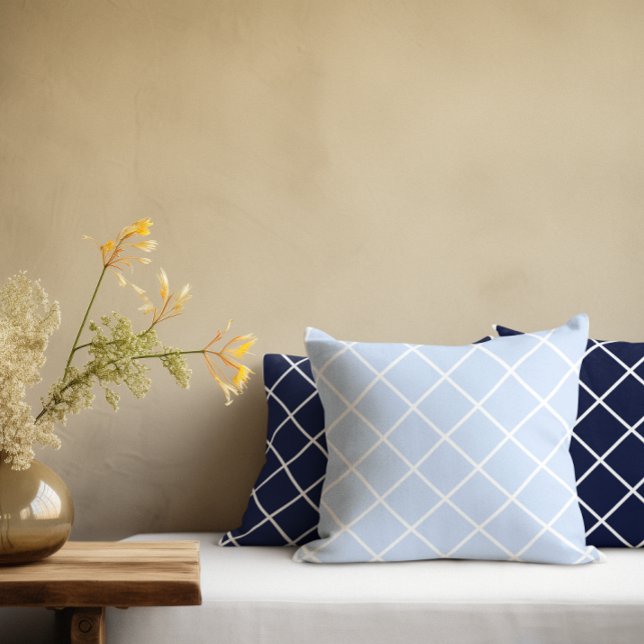 Blågeometriska rutor kudde (Skapare uppladdad)