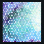 Blågrå geometrisk triangeldesign poster<br><div class="desc">Denna fantastiska geometriska utformning blandar färg med mönster för att göra konstens biet till en fantastisk konst. Den blekta blå lilan har en grungande känsla med ett hårt fogat geometriskt mönster.</div>