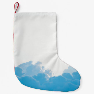 BLÅGSTÄNGDER UNDER VITE HIMLAR LITEN JULSTRUMPA