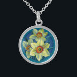 Blåhaltig gult vår-daffodils art halsband<br><div class="desc">Vacker blå och guldfärgad gult daffodils art necklace. © Paílated in water color and gouache by artist Sarah Trett. www.sarahtrett.com for www.mylittleeden.com</div>