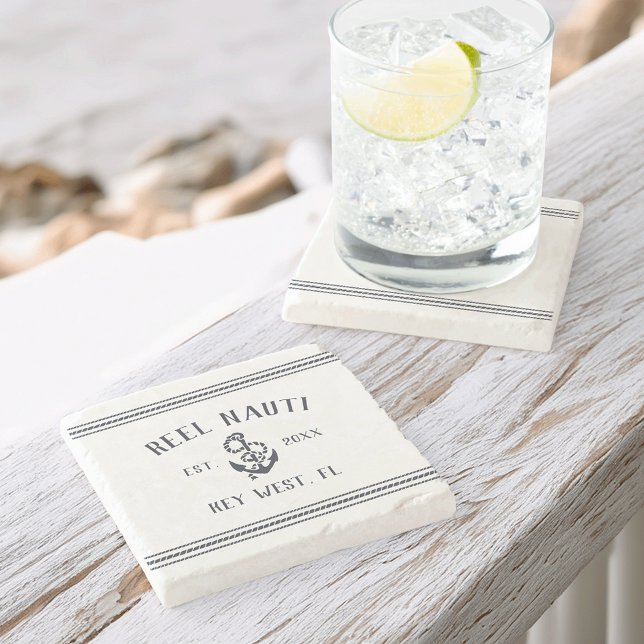 Blåhavsbottnen vid Rustic ankchor Boat Namn Stenunderlägg (Skapare uppladdad)