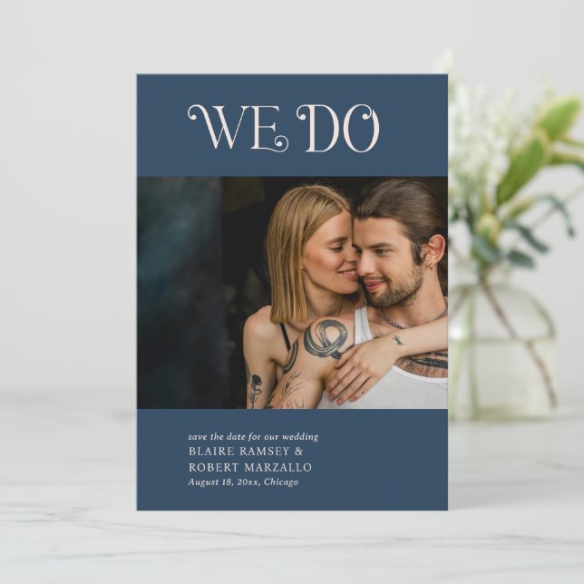 Blaire Navy Blue Modern Bröllop Spara Datumet (Stående Fram)