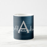 Blåmodern Elegant Metallic Monogram Namn Kaffemugg<br><div class="desc">Modern och Elegant Blue Faux Metallic Stainless Steel Foil Monogram Namn och Initial Coffee Mugg. Monogrammet kaffe eller te kopp ger perfekten jul- eller födelsedagsgåva till någon som kärlek chic anpassningsbar personlig stil.</div>