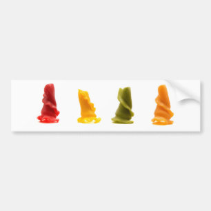 Blandad pasta med konstig bildekal